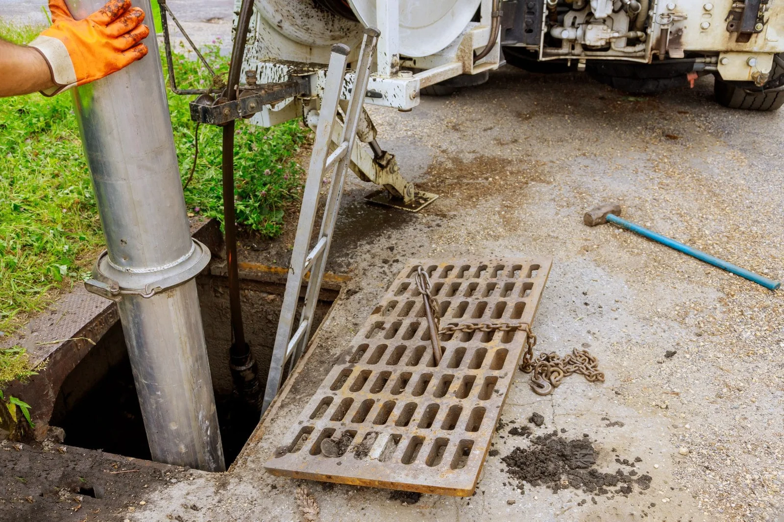 pipe cleaning for commercial